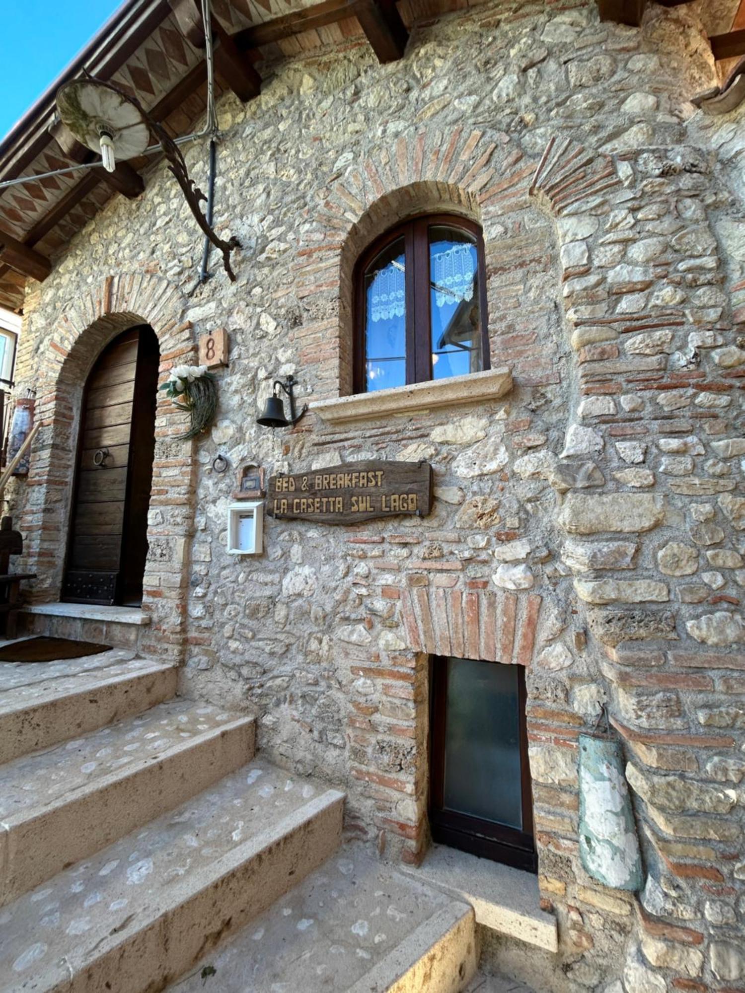 B&B La Casetta Sul Lago Colle di Tora Eksteriør bilde