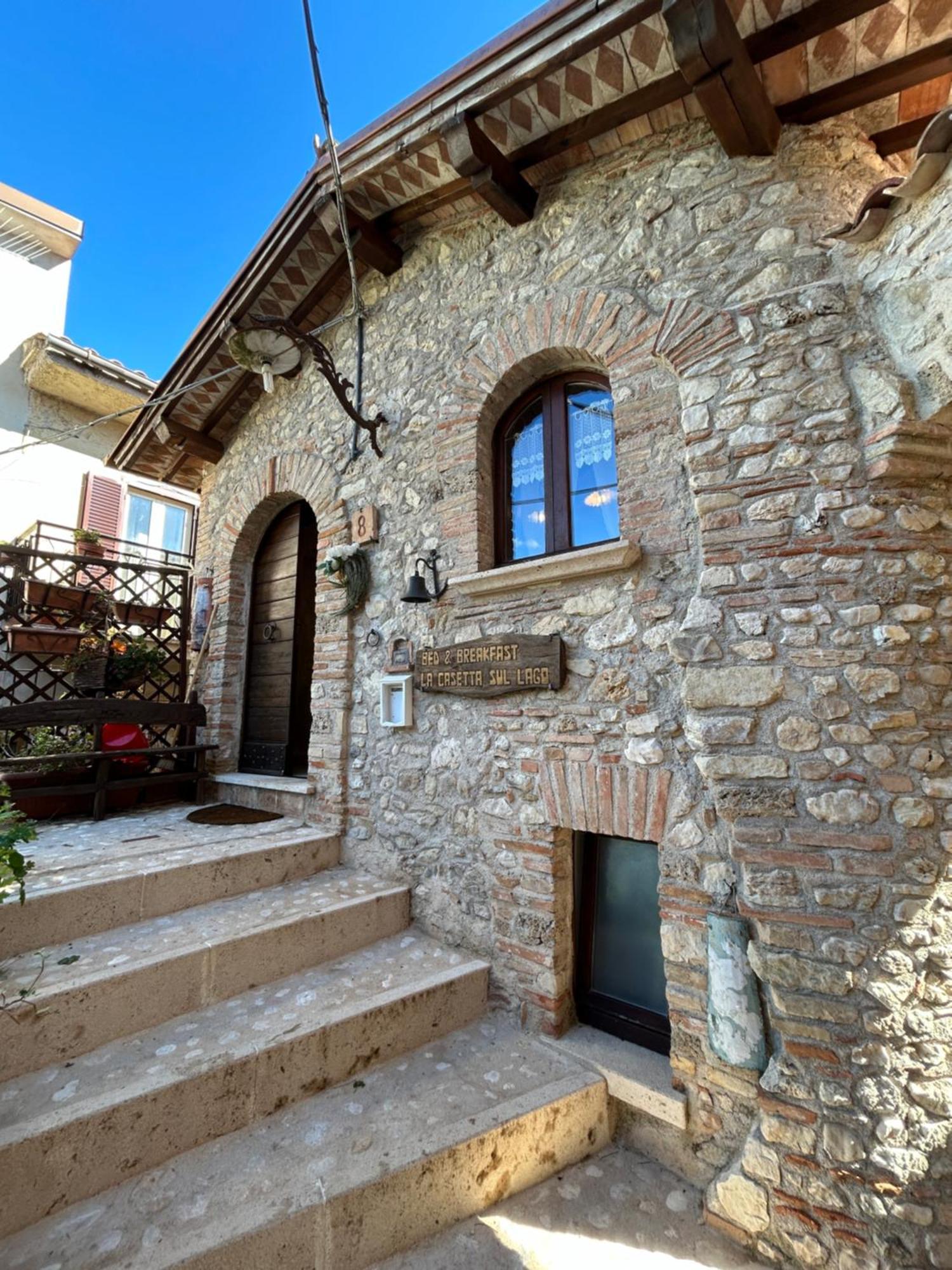B&B La Casetta Sul Lago Colle di Tora Eksteriør bilde